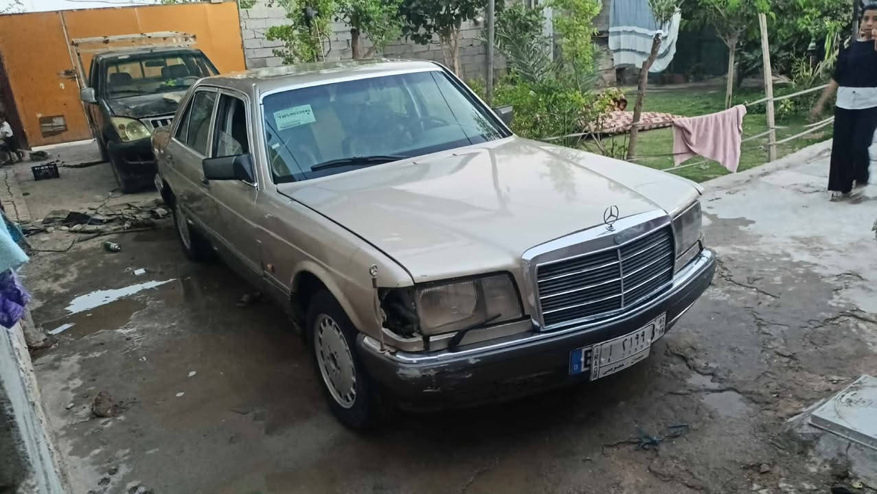 سلام عليكم سياره مارسدس موديل 1986 رئاسي مكينت اسياره vvt 2400 بيها منضومه غاز السنويه ماساقطه تبريد شغل نقص فقط كمبريسر  سعر25 وبيها مجال بيع او مراوس مكاني نجف كوفة رقم هاتف ***********
