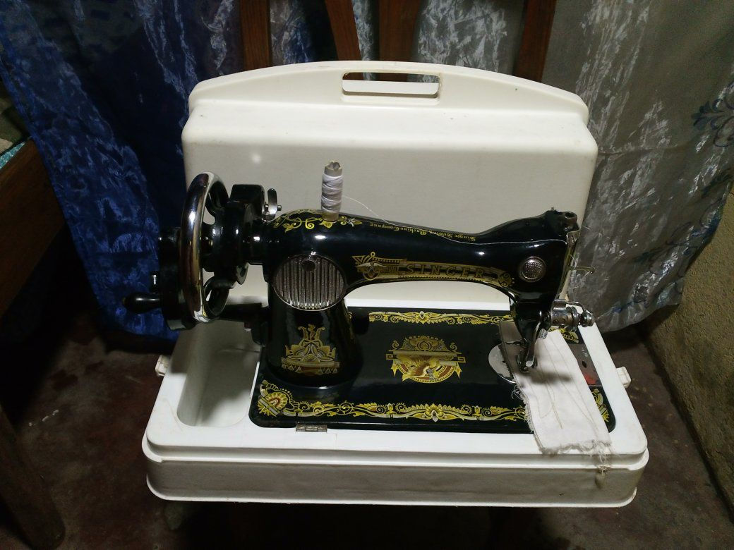 Machine singer amidy mandetsar tsimisy olana fatonga de afaka miasa avetrany


**إذا كنت صاحب هذا الإعلان وتريد حذفه لأي سبب، رجاءا أرسل رسالة إلى الدعم الفني**