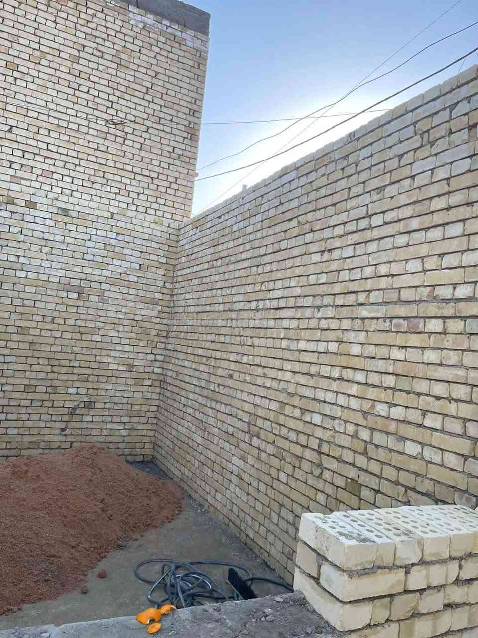 خلفات بناء2 متفرعين حاليا
استلام مهندس 
للاستفسار اكثر *********** متواجد واتساب
