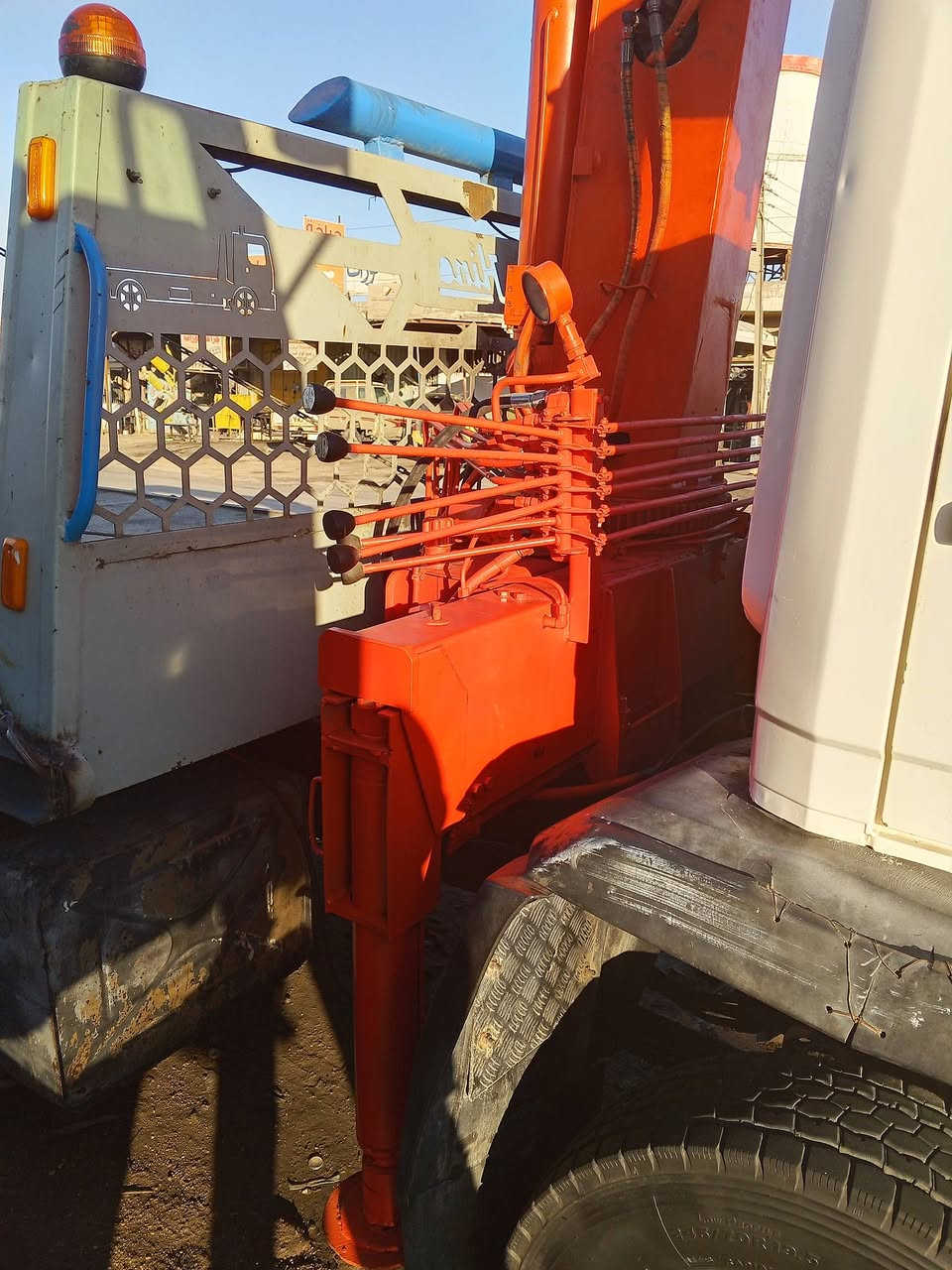 كرين كاتو واير للبيع 3طن سلايتين للاستفسار ***********مكان كربلاء
