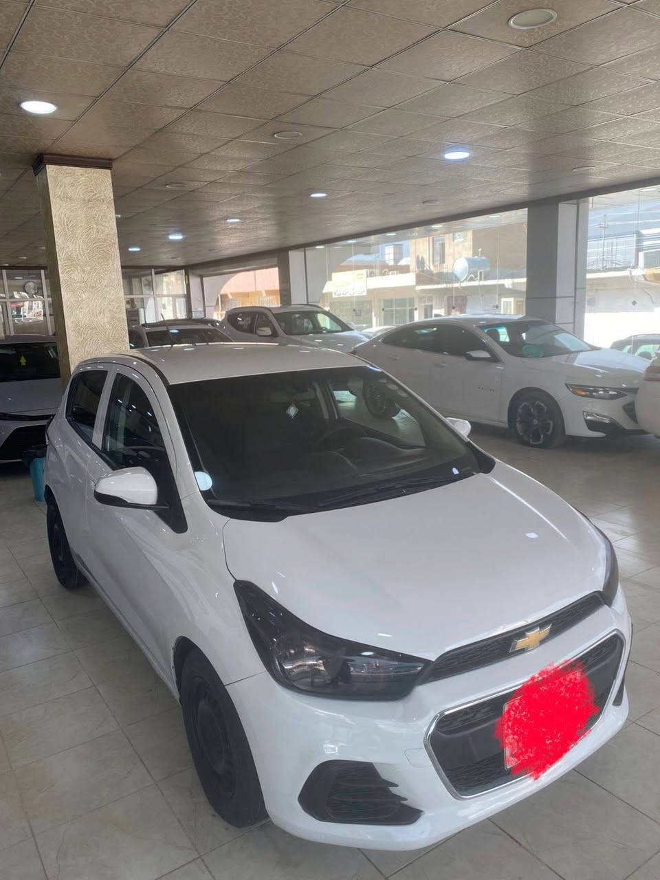 سيارا شوفرليت سبارك لبيع فقط... سيارا مال شغل خاصه لي طلبيات مصرف بانزيزن حيل قليل ... موديل ٢٠١٨ ....كير اوتوماتيك ...كير محرك صدر أمامي كله شرط .... سيارا بيها قطعتين ونص صبخ ... سيارا صفر شركه ...مكان سيارا دهوك .. للاستفسار *********** ..... سعر 80$ مجال قليل.... دهوك, العراق
