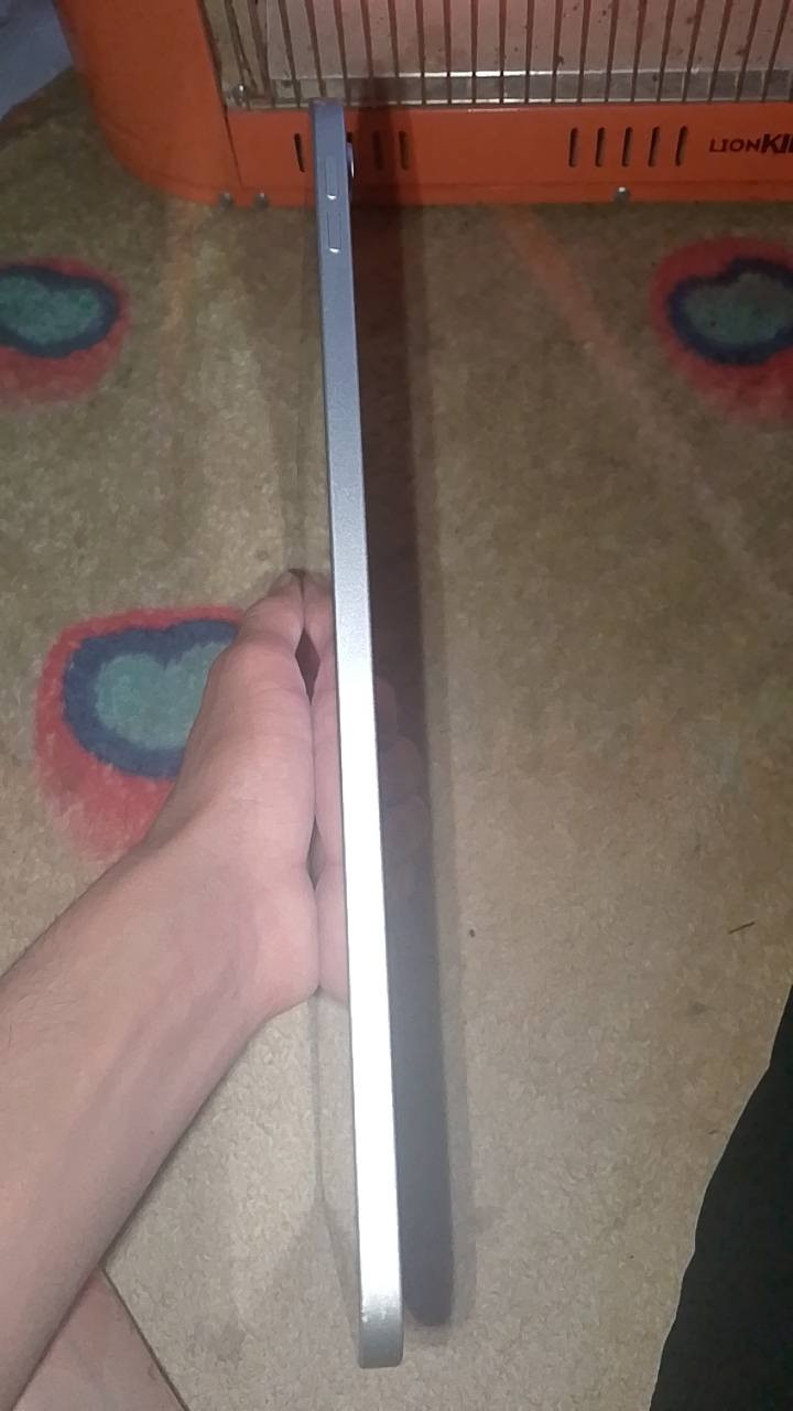 سلام عليكم ايباد 11 معالج A16 ويا حساب ببجي قفل 600 مو شراي لا تراسل مكاني بغداد شعب موجود خاص واتساب ***********
