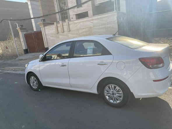 السلام عليكم
كيا بيكاز 2025 مكفولة ماشيه 5700 السعر 18,400,00 دينار وبيها مجال ***********
