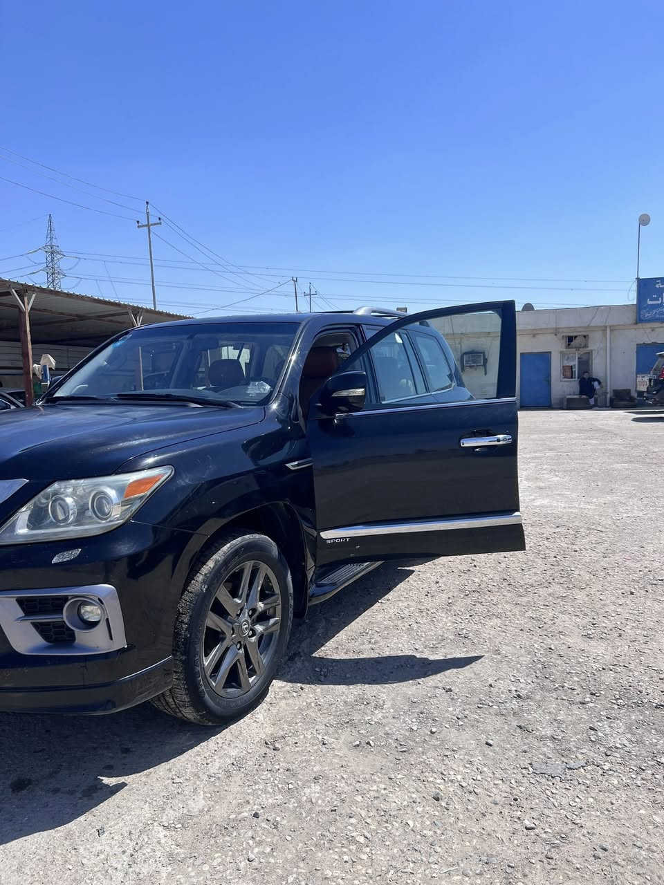 يا الله لكزز للبيع 
موديل ٢٠١١
لون اسود دواخل اسود وجوزي 
سياره حلوه وجديده 
مكينه ماشاء الله 
جديده ونضيفه 
نضافه ١٠٠/٨٠
سنويه جديده 
هزه ٢٠٢٦ جديده 
بسمي تحويل ثاني يوم 
ناصريه شارع يا حسين 
***********
***********
