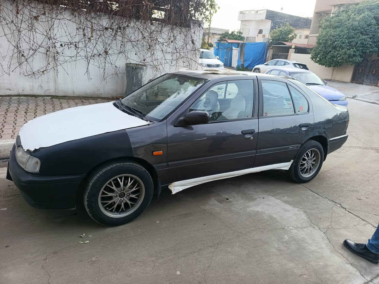 السلام عليكم 
نيسان براير للبيع او امراوس حسب لقناعه 
موديل 1992
رقم كركوك 
دفتر بانزين موجود 
كير محرك بشرط لاصرف لابخار 
شرط التحويل 
سعر 25 وبيها مجال 
قليل حك الجيه 
مامتواجد عالفيس اتصل 
***********
