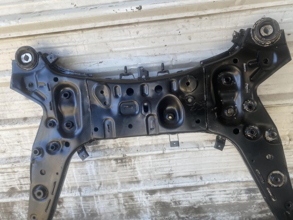 فرممه ترهم توسان وسبورتج موبز اصلي الله شاهد 
السعر 125 الف 
***********
