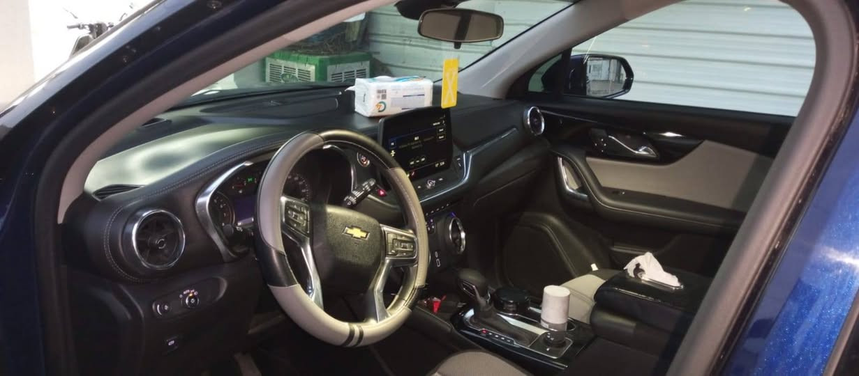 السلام عليكم للبيع بلايزر موديل 2023 رقم اربيل بسمي كفاله عامه بدون صبغ او تبديل او بارد باستثناء صبغ الدعاميه الائماميه ماشيه 37000الف كيلو متر ولايسه ميل سنويه وهزه جديده للأستفسار الإتصال *********** مكاني بغداد الدورة
