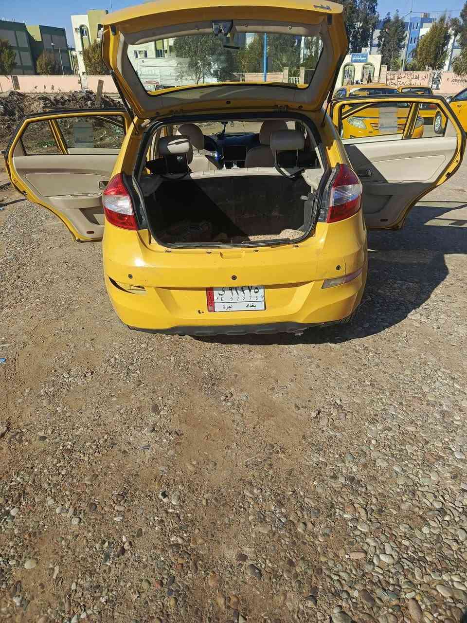 شيري فلاوين موديل 13
سنويه الحد 27
بيها دفتر بانزين كير محرك يارس
السعر 45 ***********
