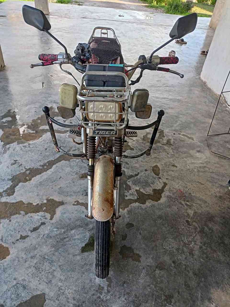 السلام عليكم ورحمة الله وبركاته تيكر ابو نمر موديل 2020موطور جاهز كلشي ما يعوزو بس شقل وطلع السعر 425وبي مجال بصيط مكاني الحاج علي الشراي ينتصل عل رقم ***********
