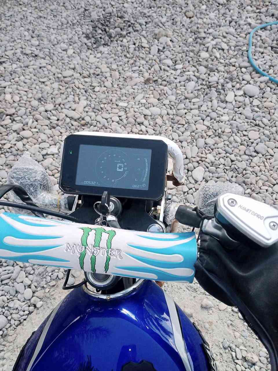 للبيع نامي برو موديل 25فول ومكفول كلة شرط اوراق بصمات اثنين معدل وسرعة اي نقص مابي سعر 750بي مجال اتصل ***********
