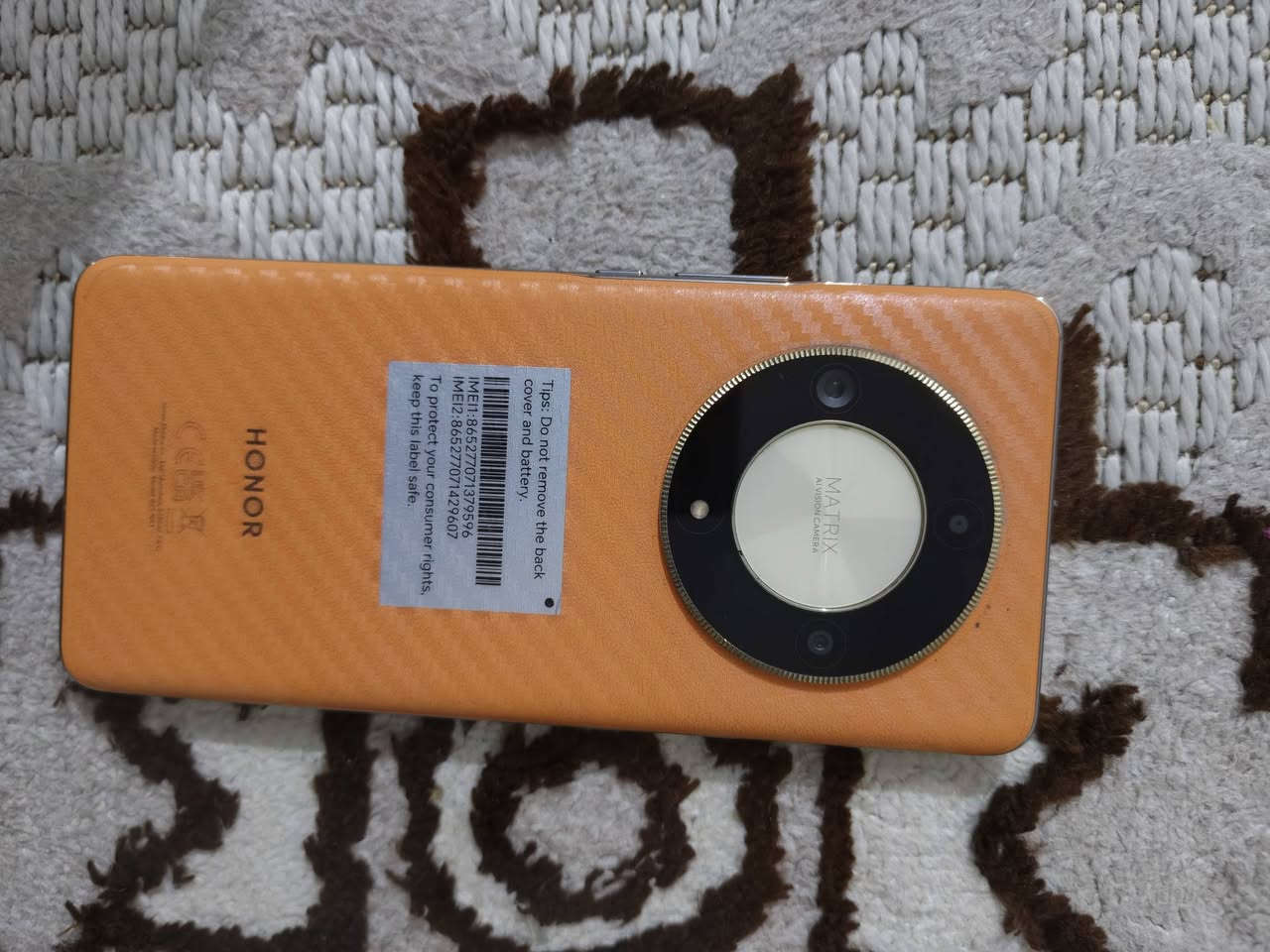 سلام عليكم نقال للبيع هونر إكس 9b نضافه 100٪ مكاني كرمه علي سعر 250 ***********
