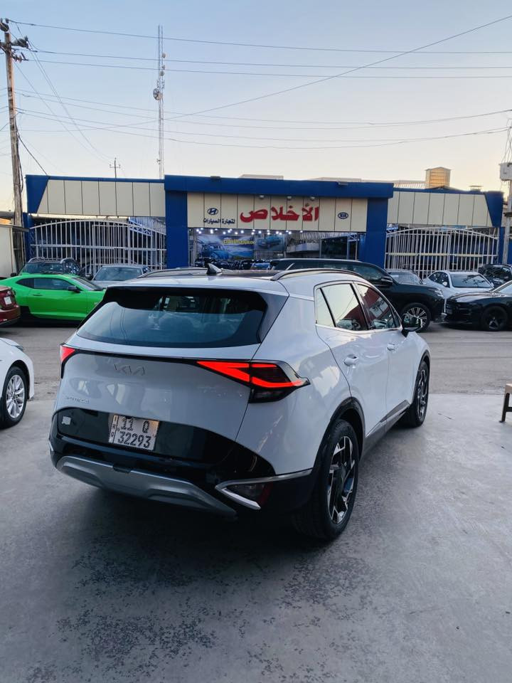 سلام عليكم سبورتج 2024 ضمان الدولية فول الفول للاخير بنوراما صندوق كهرباء كشنات كهرباء محرك دوش بصمة 1/1 اعلى مواصفات كفاله عامة من شخط وضربه والبارد والصبغ والفتح ماشيه 27 كيلو متر سعره 237 وبيه مجال قليل مكانه معارض البياع ***********
