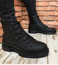 نیو پوتی جلدی ئەسلی لە تورکیاوە دیتەوە لەسەر تەلەب قیاسی 40تا 44بەردەس...