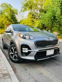 سبورتج للبيع 21 بأسمي بغداد تحويل ثاني يوم خاص موجود وهذا رقمي 0773597...