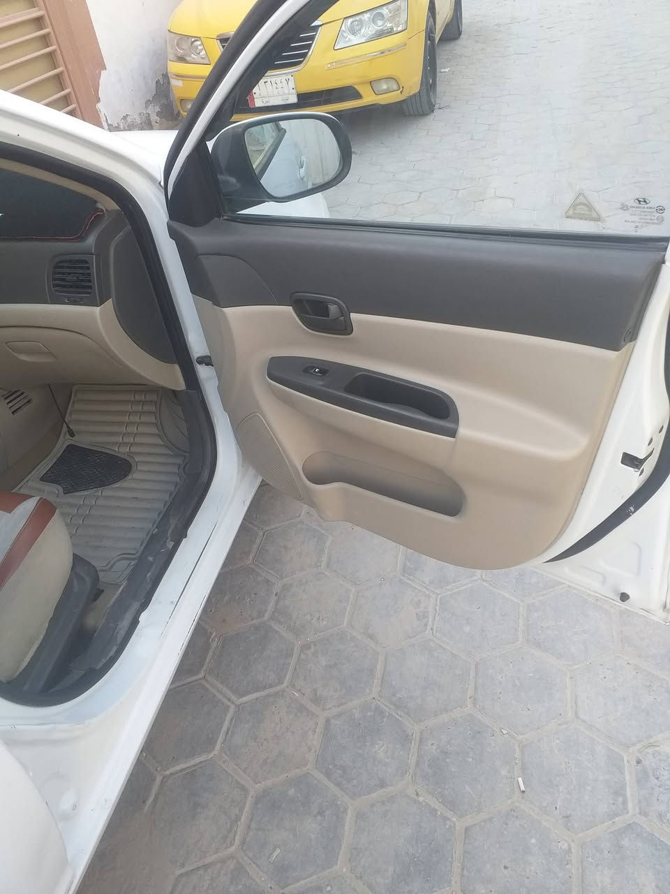 اكسنت موديل ١١ بغداد بسمي خليجي مكينه ١٦٠٠ كير والحداديه خير من الله سياره جاهزه كلشي ماعايزه بيه رشات صبغ ابيعلك مصبوغه احزام بدون ضربه قويه السعر ٨٧ الاتصال ع الرقم ***********واتساب اكفالك شواصي ولغود وتكم
