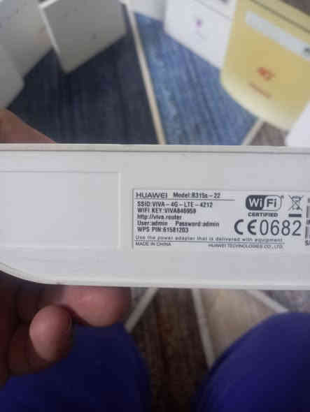السلام وعليكم  راوتر هواوي اسيه اثير كورك  الي تغطيه تعبان هذه راوتر  فول شبكه يسحب مجرب 4G ويبث ابعد  يدمج انتينا خارجي كامل هوه انتينا هوائية شاحنه سعر ٣٠ هوه توصيل..شرط الفحص ضمان وتساب ***********
