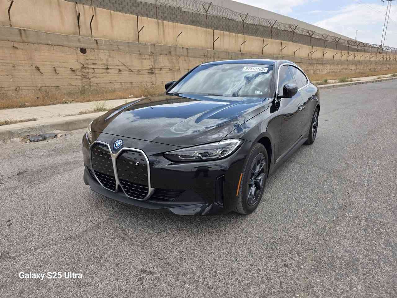 BMW   2024     35 كهرباء بل الكامل I4   فقط  للتصدير      الموصفات  فول الفول  فتحة سقف كراسي جلد لون  مميز احمر كرسي كهرباء عدد 2 رادار امامي وجانبي وخلفي وحساس  خلفي  وداتا  شو اصلية وشاشة وسطية كبيرة  بصمة باب وبصمة تشغيل  وتحكم ستيرن كامل وشاحن واير ليس اصلي  و3 انظمة قيادة  السيارة  تمشي بل الشحنة 400 واكثر  حسب الدوسة  جميع عدة السيارة موجودة ارظيات اصلية و شاحن الاصلي متغير  32 امبير  ومنفاخ الاصلي وجميع العدة موجود       الحادث  جاملغ  خلفي  نص منة جة اليمين ودعامية خلفية  اصلية  لون  اسود  الظرر  جدا  بسيط   والايبركات  جميعها  اصلية  شركة للاتصال والمرالسة علا الخاص فقط  00962795999401    صور الحادث  مع  الاعلان


**إذا كنت صاحب هذا الإعلان وتريد حذفه لأي سبب، رجاءا أرسل رسالة إلى الدعم الفني**