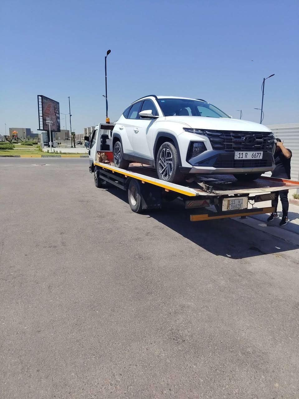 للبيع بدي فقط سياره مو للبيع ياباني مل كنتر جك واحد خوش بدي وحمال طوله ٦ متر بكره بلاديه ماته سعره ٣٥ ورقه  *********** أثير ***********
