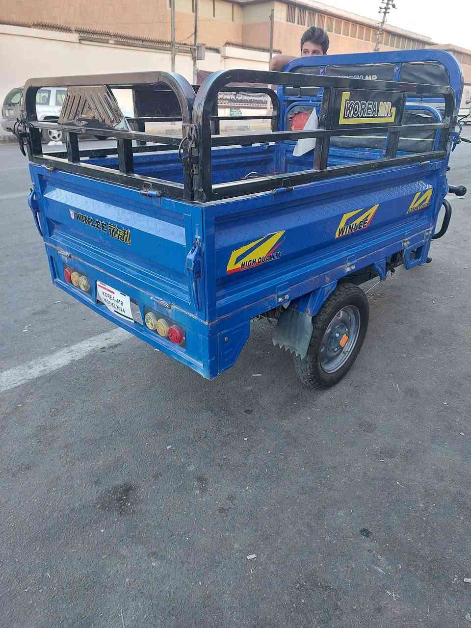 البيع مابيه اي نقص جاهزه الحجم الكبير الفحل بطاريات فول  سعر مليون و 200 سكن بغداد متواجد خاص او هاذه رقمي تحياتي ***********
