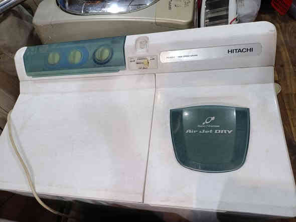 غسالة ريان 15 كيلو و غسالة هيتاشي 10 كيلو
السلام عليكم 
غسالة هيتاشي 10 كيلو دبل حوض غسل و تنشيف
بحالة جيدة جداً و نظيفة 

غسالة ريان 15 كيلو حوض واحد غسل و تنشيف 
بحالة جيدة جداً

القطعة على 125 الف

بغداد الشعب قرب شارع عدن
***********
