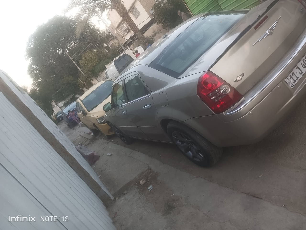 اوباما 8 اس للبيع رقم بغداد بأسمي
بيها صبغ ابيعلك صبغ عام بدون اي تبديل مكينه 3.5 فور ويل ملغي 
السعر 93 مكانها بغداد حي العامل 
***********
