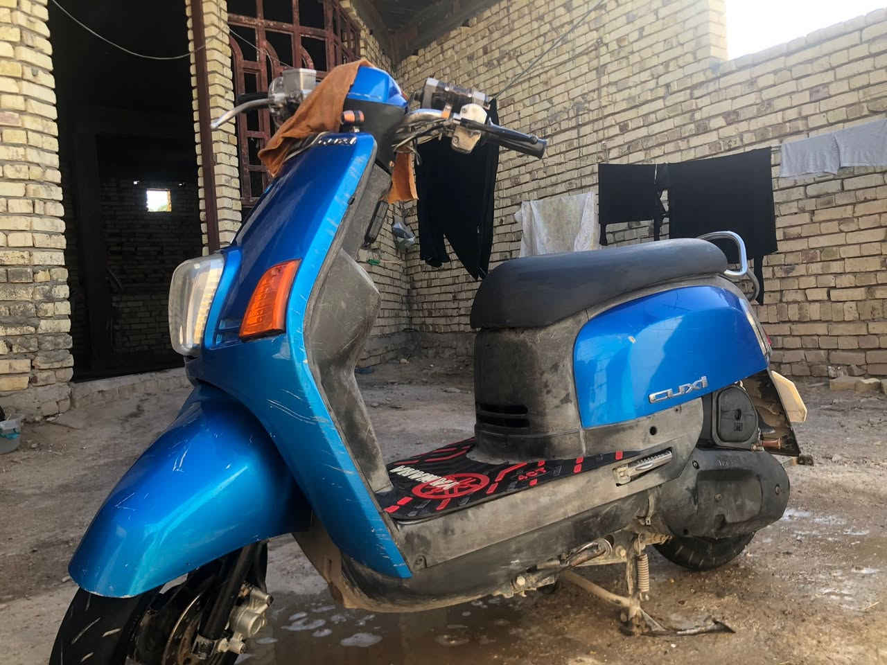 بوليسي للبيع 
موديل ٢٠٠٩
(نوزل)
صارلها شهر من طالعه من الحاويه 
دراجه نضيفه وكفاله عامه
فقط شخوط بـ كفرات ومن الحاويه مشخطات 
دراجه كلشي بيها بلادي ع وضع الحاويه 
(نقصها فقط واير مال عداد غسلته ودخل ماي جوه وعطل)


**إذا كنت صاحب هذا الإعلان وتريد حذفه لأي سبب، رجاءا أرسل رسالة إلى الدعم الفني**
