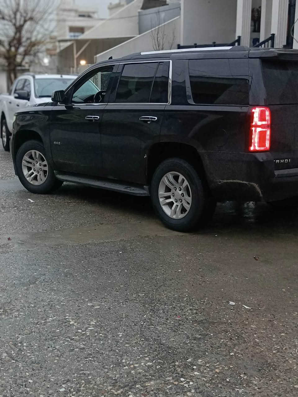 تاهۆ بڕاوە
مۆدێل ٢٠١٧ قەپات مواسەفات VIP
بێ زەڕبەو بێ لێدرانو دەعمە
گێڕوو مەکینەو کامل سەیارەکە بە شەرت
سەیارەکە دەبڵ ئەکسل نیە
سەقفوو حیزام بە شەرت
کوشن vip
سعری ١١٥ مەجال
ژم: ***********
ژم: ***********
