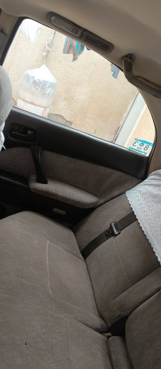 السلام عليكم  بطه فصل السياره نضيفه وحلوه رقم ميسان نكليزي  بسمي هزه الشهر ١١  مكفوله مكينه وكير وحداديه وطخم تاير  وتبريد ثلج منضومه جديد  وتدفئه شغاله  كله جديد  دوخلها جديده البدي مكفول من الكص والضربه الكل تعرف الياباني ما ينكفل من الصبغ  
السعر ٦٨ وبيها مجال حك الجيه مكاني ميسان 
للاتصال ***********
