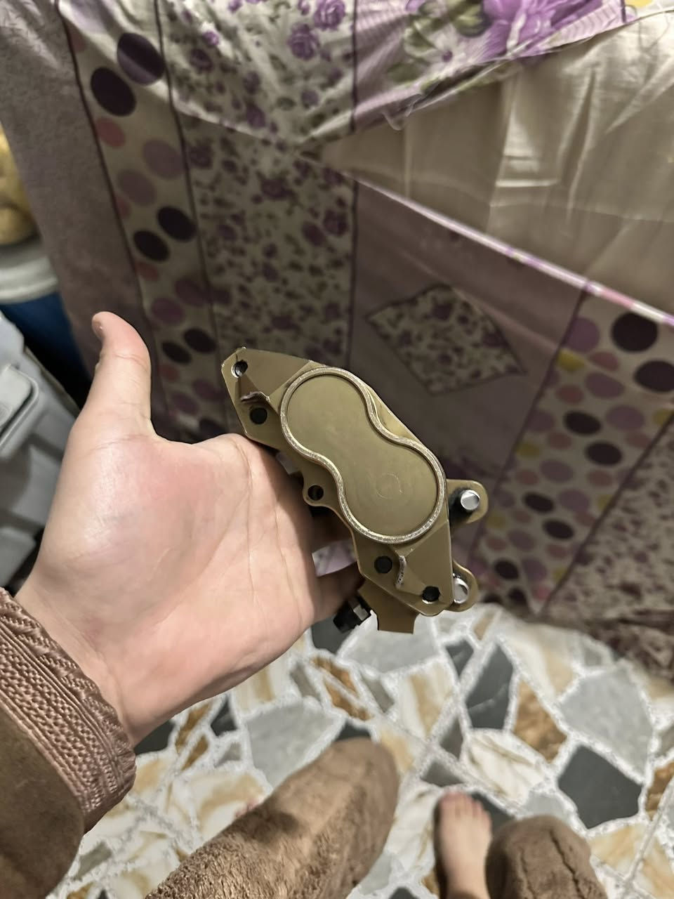 سلام عليكم الدبل الذهبي والفج ب80 او بيه مجال الفج الذهبي 65 أربع بساتم  كابريتر قفاز ب25 عنواني بياع تقاطع درويش ***********
