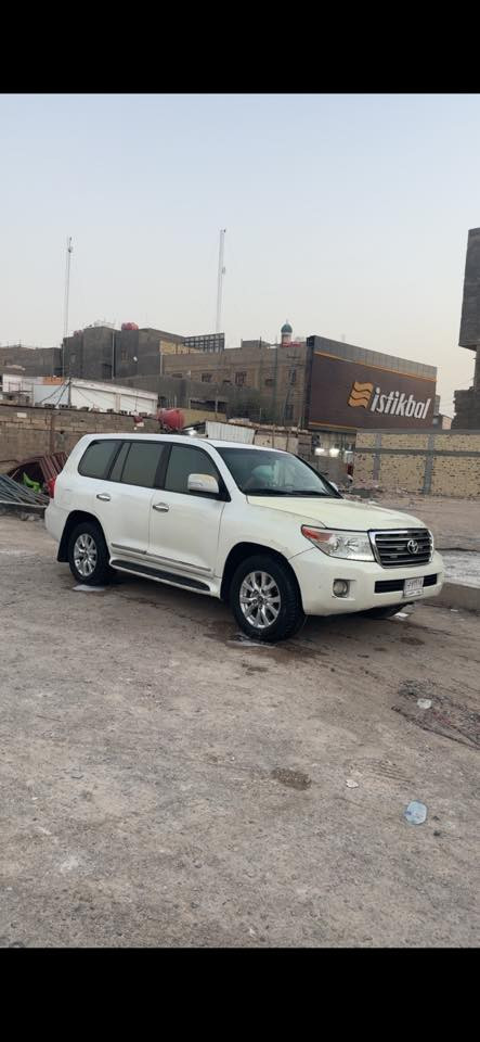 لاندكروز ٢٠١١ كاز
رقم بغداد باسمي تحويل
مصفحة سابقاً وانشال التصفيح بالكامل
فول مواصفات عدا الفتحه
تحكم ستيرن 
شاشة وكامرة خلفية 
تبريد قطعتين 
ماشيه ٢٤٠ الف كيلو
بيها قطع صبغ ابيلعك حزام 
السعر ٢١٠ وبيها مجال قليل
عنواني البصرة
***********
