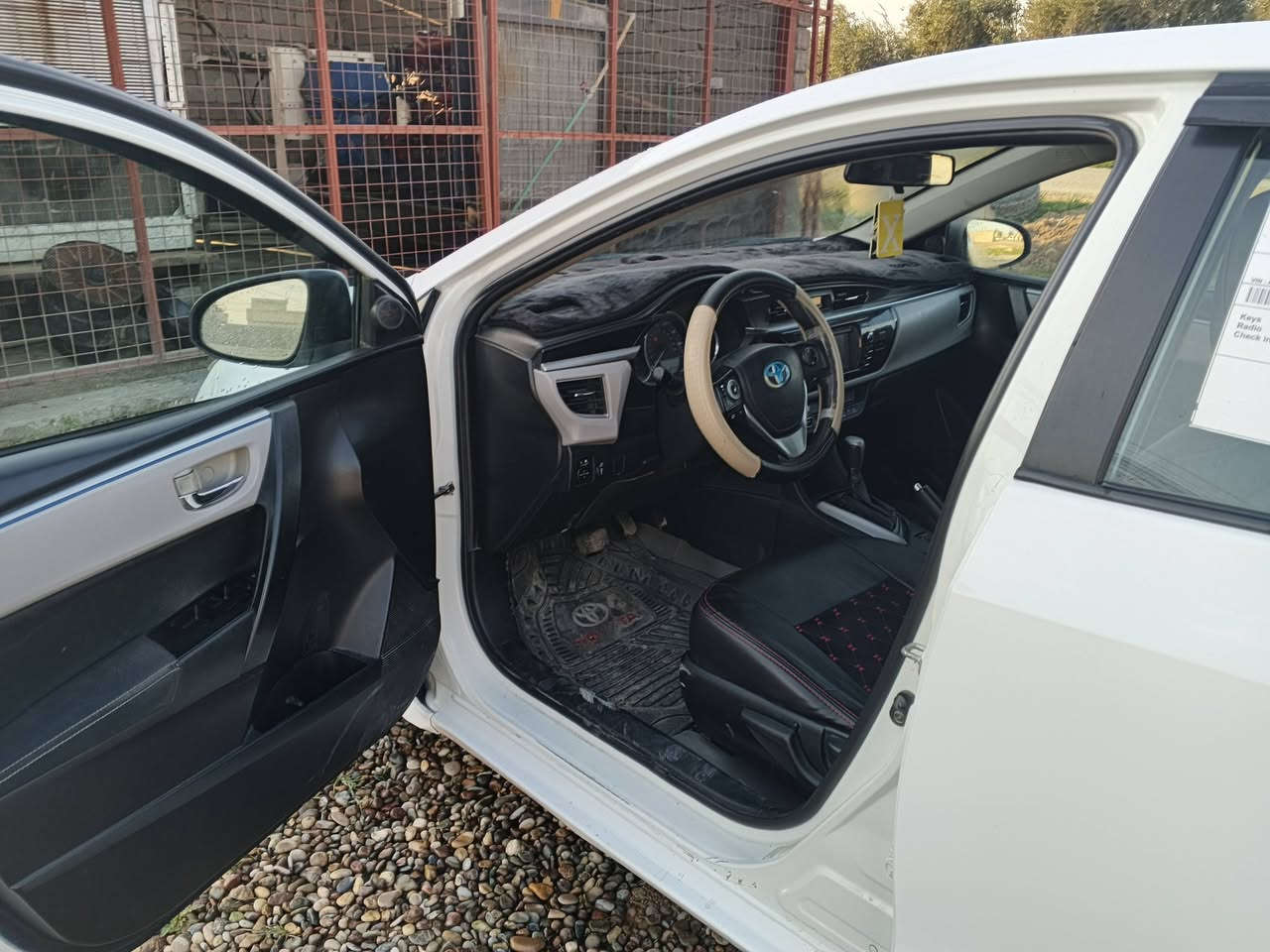 السلام عليكم
كورلا 2016 مواصفات نص فول 
كير ومحرك شرط 
محرك 18 المرغوب شرط لا صرف ولا تبخير 
بيها جاملغ عكس السايق وراس البونيد بدون دواخل سياره مال جناي ما عايزها لو برغي
سعر 138 وبيه مجال 
مكاني الشرقاط

اتصل وتدلل 
***********
***********
