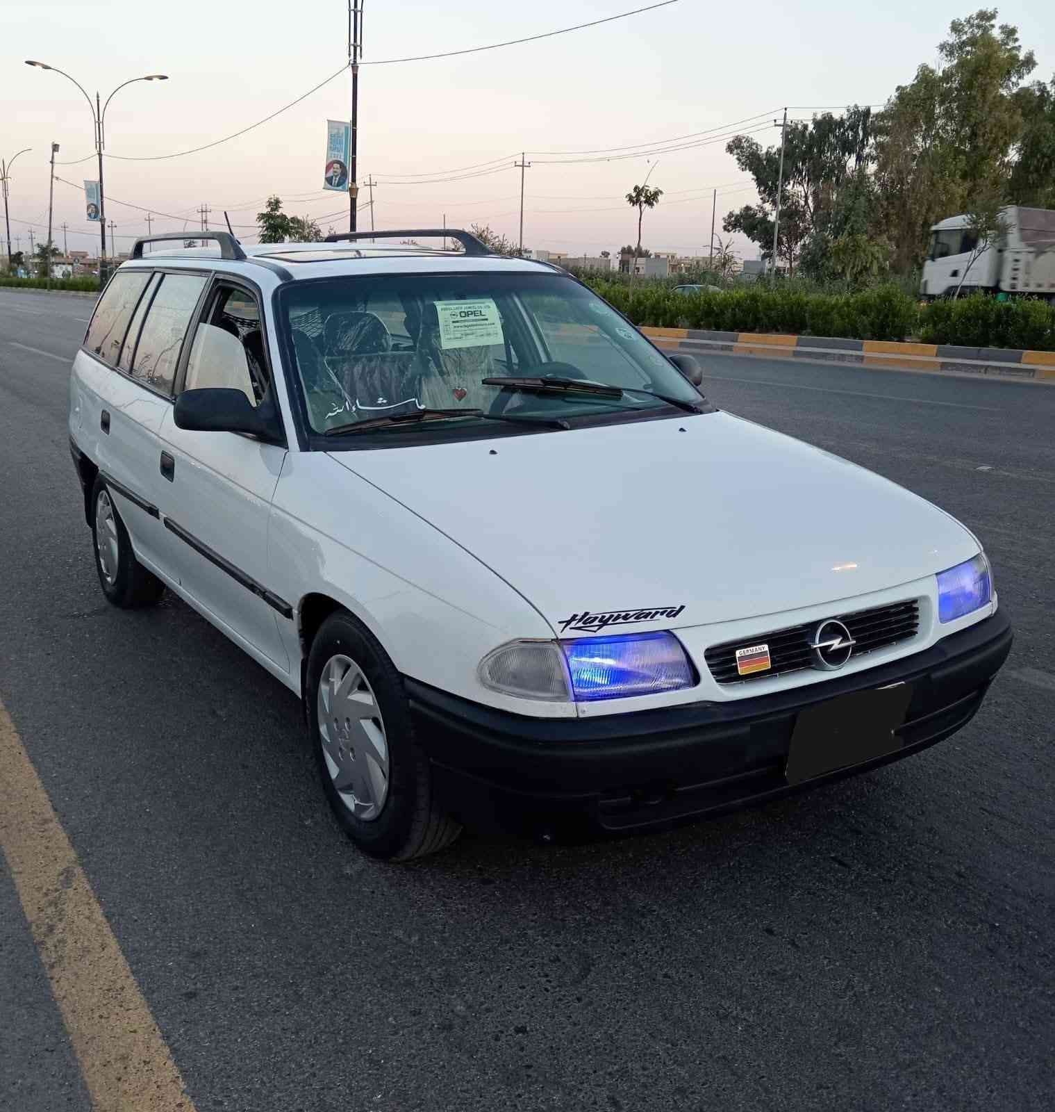 للبيع✅ السعر 57 وبيها مجال
اوبل استرا حجم 16
موديل 96 مشروع وطني
رقم بغداد دولي باسمي اني الشرعي سنويه عضم إلى نهاية 27
هزه جديد صارلها اقل الشهر شرط الوكاله والتحويل
🆕
محرك كير شرط
 مكفوله من ضربه
باتري جديد
تاير 4 جديد
كهربائيات كلها شغاله
دوشمه جديد
جام اربع عادي
قفل مركزي ع الريمونت
 طخم وكلج كلو جديد صارلو شهر
 بلكات وفلتر وفيتبم جديد
سياره مصروف عليها
✅ملاحضة
تصليح دوسات ودواير وفتحت سلايت السقف سبب خيسان فقط الباقي كلو بلادي وجديد 
✅
مكان السياره موصل الجانب الأيمن
***********
***********
