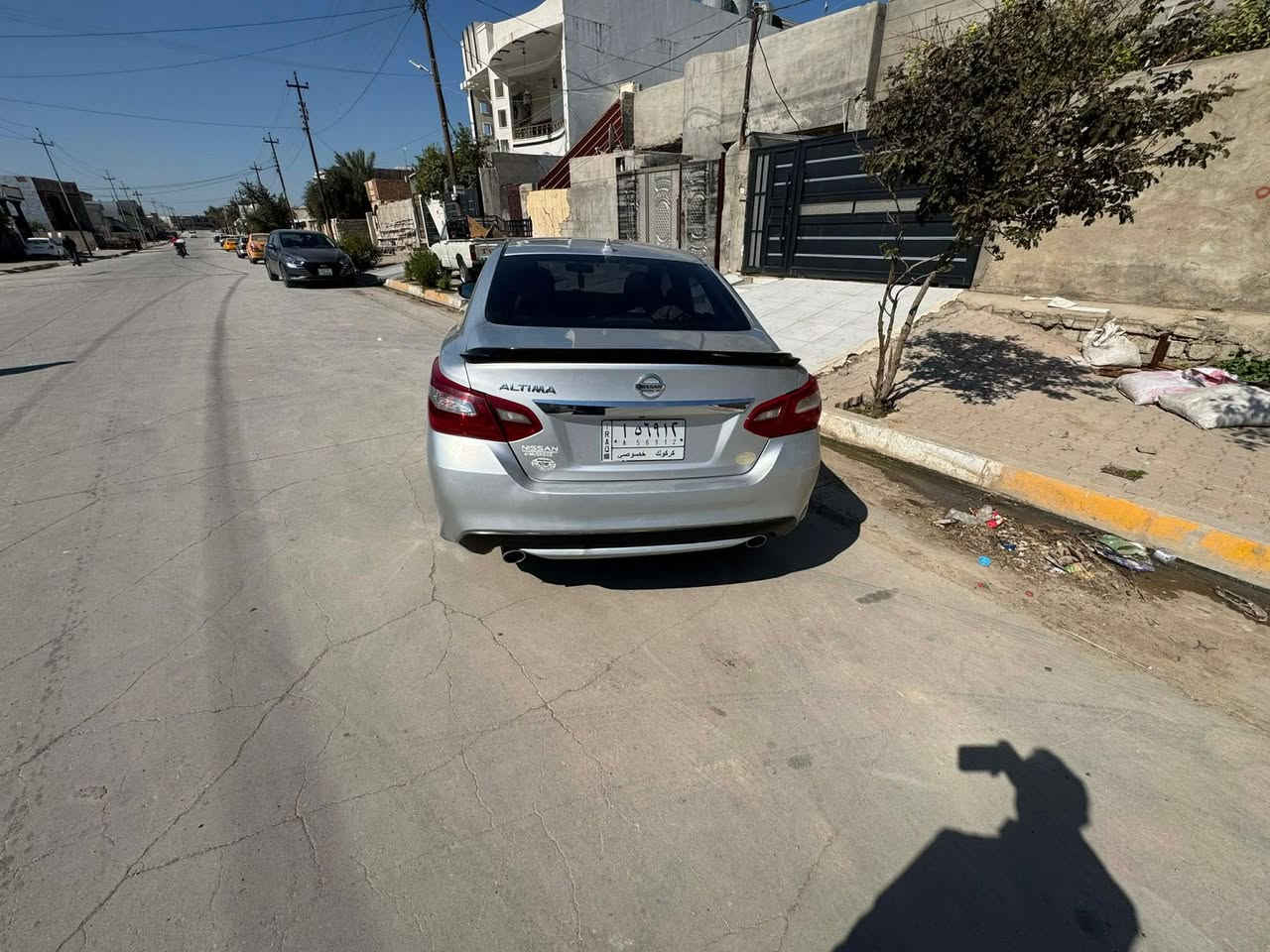 سياره اللتيما 2018 للبيع
لون سلفر 
كشن كهربائي
بصمه وتشغيل عن بعد 
شاشه وكامره خلفيه
بصمات باب 
ضررها موجود سونار بالمنشور 
السعر 88$ ومراوس حسب القناعه مكانها كركوك حزيران 
 للاستفسار اكثر ***********
