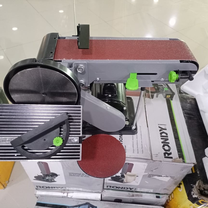 باركود: 37971
سنفرة ثابتة حزام و مدورة كهربائية قوة ماطور 350 واط كامل ملاحقتها جديد لوك ماركة RONDY  فرنسية 
سعر: 90 الف 
سعر كاغد شريطي: 3 الف


**إذا كنت صاحب هذا الإعلان وتريد حذفه لأي سبب، رجاءا أرسل رسالة إلى الدعم الفني**