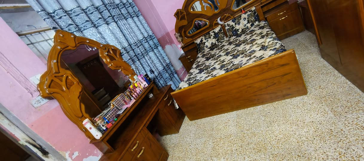 متاح غرفه نوم نضيفه و ملحق
اي استفسار تعال خاص ودلل


**إذا كنت صاحب هذا الإعلان وتريد حذفه لأي سبب، رجاءا أرسل رسالة إلى الدعم الفني**