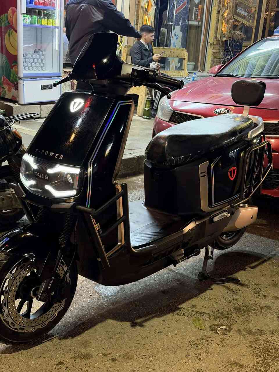 🚲 للبيع دراجة كهربائيه TAILG T-POWER للبيع الحالة ممتازة، استخدام نظيف جدًا، بدون أعطال..
موفّرة في الكهرباء، قوية ومريحة في القيادة، مناسبة للمشاوير اليومية والتنقل داخل المدينة.
✅ إضاءة LED
✅ شاشة ديجيتال تحديد اعطال
✅ بطارية بحالة ممتازة شرط الفحص
✅ مظهر رياضي وجذاب
السعر: ___ مناسب 
الموقع: ___الموصل جانب الايمن
للتواصل: ___***********
.
