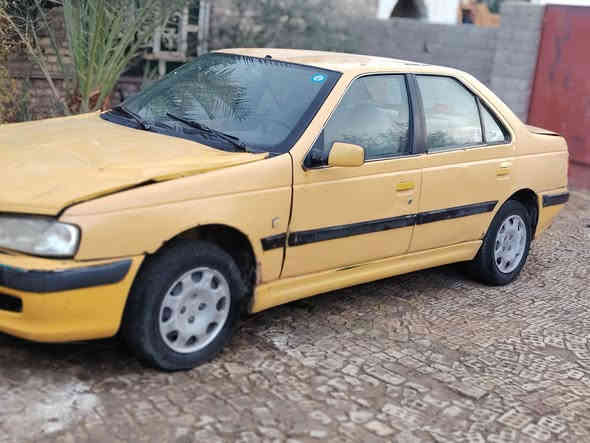 السلام عليكم
للبيع بيجو بارص  2012  مصفره هيئه وغرامات بأسمي مداور بنفس اليوم
المحرك بيه صرف  حداديه نص عمر  كير نضيف تايرات جدد  ابيع بدون كفاله من الضربه والتبديل  ابيع كوم حديد مثل ماتشوف  .
سعرها 18 ورقه وبيها مجال قليل للشراي  
اي واحد ماتعجبه لا يعلق جزاكم الله خير 
للتواصل ***********
