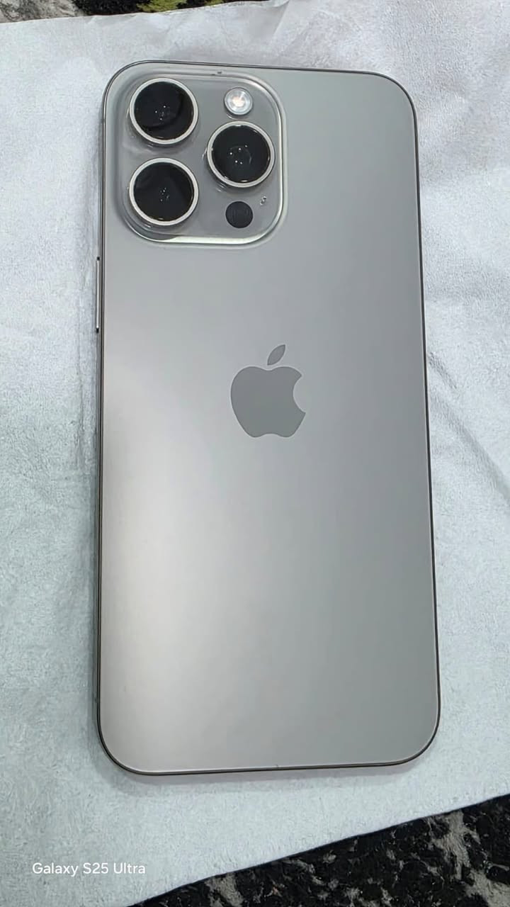 سلام عليكم اخوان 15 برو ماكس 256وتربروف كلش نضيف استخدام شخصي مكفول من الشخط بطارية 91السعر 1150وبي مجال بسيط 
عنواني نجف حي الانصار 
***********
