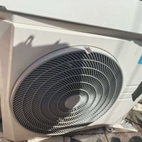 سبلت ميديا طنين جهاز مكفول شغال فقط من فتحه لفني طير غازه ولباقي مضمون...