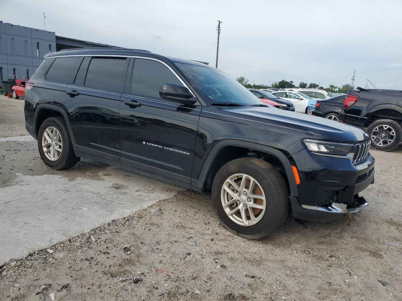 � زبائننا الكرام… تحيه طيبه

🚘 Jeep Grand Cherokee 2024💥

💰 السعر: 210 $
🔧 الحالة: السعر يشمل التصليح
⏳ مدة الوصول ( 20 يوم )

✅ بإمكان التخريج بكتاب شهداء (إعفاء من الكمرك لمن لديه كتاب شهداء).

📞 للاستفسار:
👤 م. حيدر: ***********
👤 د. شهيد: ***********

📲 رابط الواتساب لنشر جميع السيارات 👇👇

https://chat.whatsapp.com/EjQHfjiZjpLHRC4kP597En?mode=gi_t

