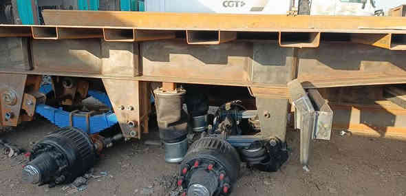 السلام عليكم عمل حداد عامه جميع البديات والمقاطير ***********
