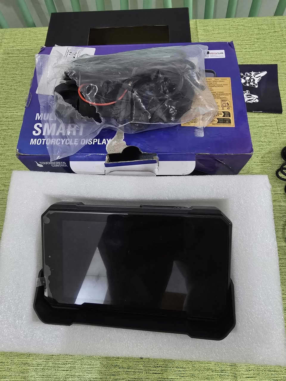 خاص للدراجات جديد غير مستخدم 
مجموعة شاشة مع كامل ملحقاته
كاميرات تصوير مع كامل ملحقاته 
السعر ١٥٠ الف توصيل ٦الاف كل محافظات 
***********
