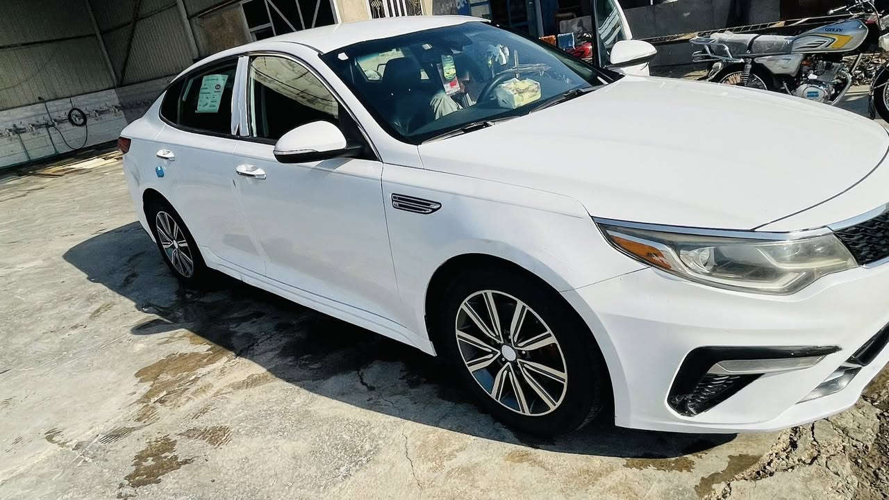 السلام عليكم
اوبتيما 2019 فول مواصفات مكينه تيربو
رقم بغداد الجديد بأسمي تحويل
حادث خلفي جاملغ خلفي وتعديل بقبق الجنطة
السعر 147 وبيه مجال
سياره جاهزه ما بيه أي نقص
***********
