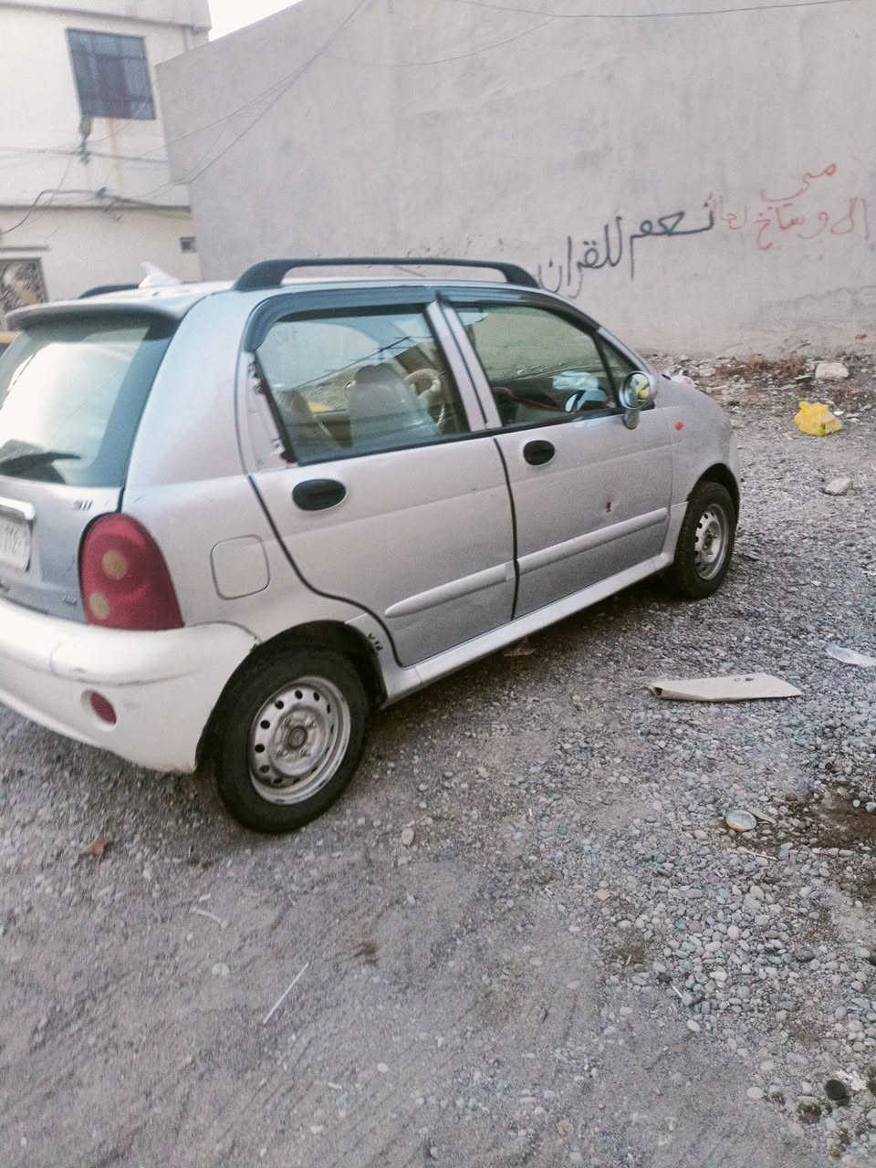 كيوكيو موديل 2010 كير عادي جامات كهرب عل سويج قفل مركزي شرط اني احول واوكل عندي وكاله  عامه مطلقه رقم صدامي صفر غرامات بدون صبغ او حادث سعرها 25قفل قفل هاذا رقمي ***********
زين*********** تبريد تدفئه شرط
