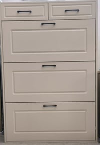 كزامه ابواب قلابة جديده مامستخدمة السعر 75,000 للاستفسار الاتصال على ا...