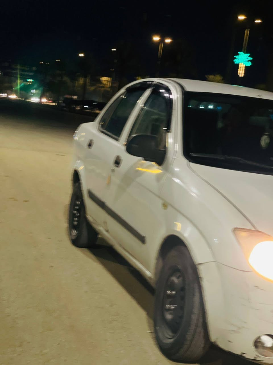 سلام عليكم مرخصت مدير الكروب طيبه مديل 12 فقط بيع مكلف بالنشر تفاصيل هاذا رقم صاحب السياره شرط التحويل ***********
