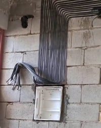 كهربائي • كهربائي بيوت • تأسيس كهرباء منازل • تصليح أعطال كهربائية • ص...