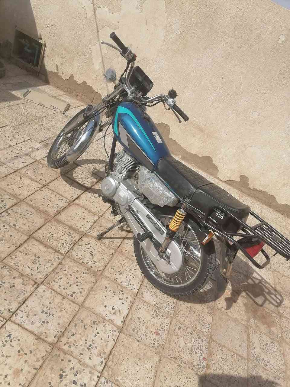 دراجه للبيع موديل 18 نامه اوراق اصولي العنوان كوت ***********

