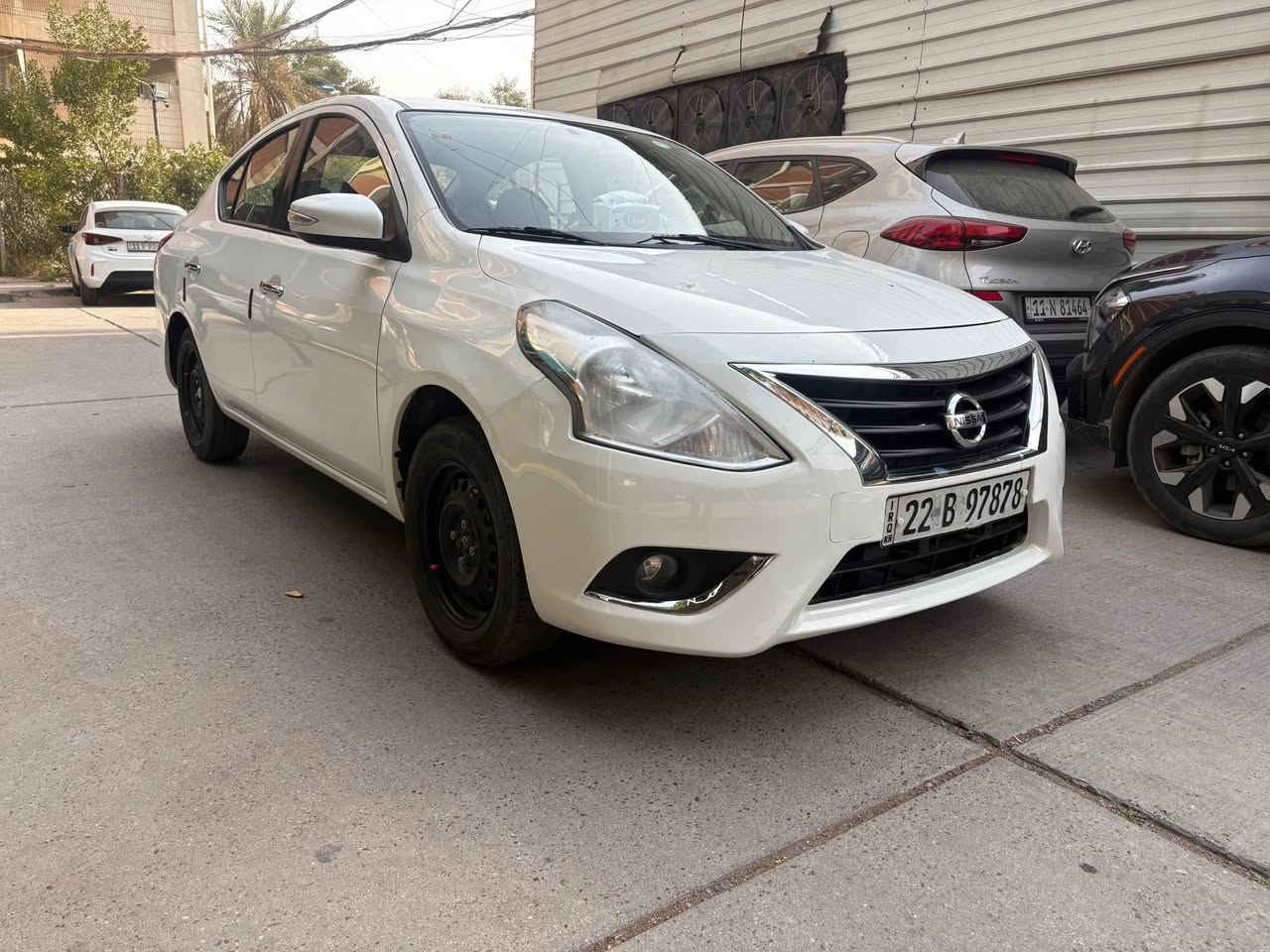 السلام عليكم
سني موديل 2024 كفاله عامه
مواصفات شاشه وكامره تبريد قطعتين 
امامي وخلفي اشاره بالمرايه بلوجكترات 
السياره بعده على وضع الشركه جديده
السبير والكبات بعدهن جدد ماشيه 54 كم
بسم شركه تحويل او وكاله مظمون 
السعر 123$ مكانه بغداد استلام شركه 
*********** بغداد, العراق
