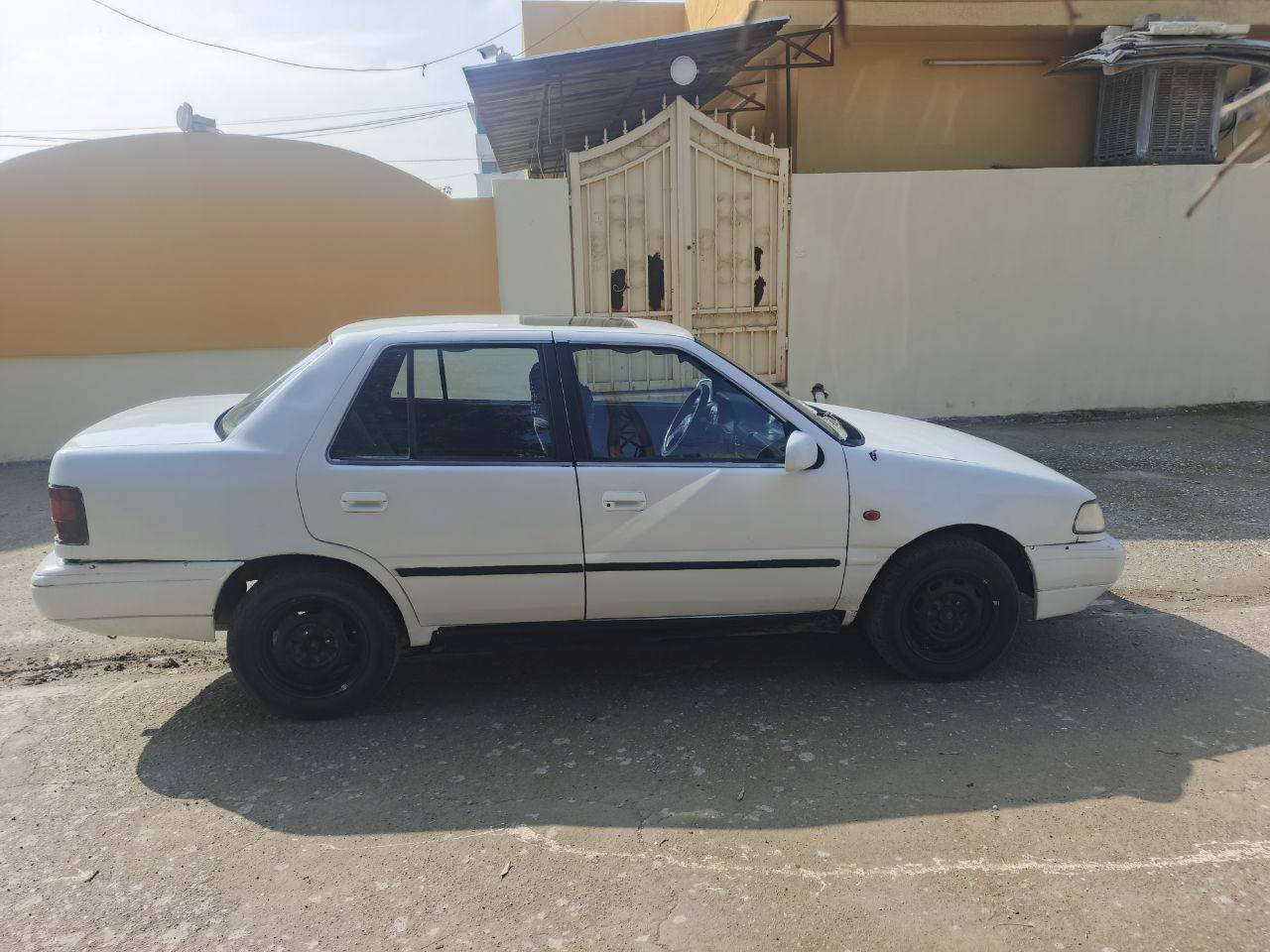 للبيع هونداي بوني موديل 94 رقم الماني نينوى مسطره سنويه عضم 2030 هزه جديده ( بيها كابون ) كير شرط محرك بروتون بدايه صرف  مواصفاتها جامات كهرب + فتحه سقف سلايت بانوراما + اربع تايرات جديد + باتري جديد + طخم امامي وخلفي جديد شرعيها داخل الموصل شرط الوكاله والتحويل من الشرعي السعر 28 ورقه مكاني موصل حي البكر  .
*********** كورك  . 
*********** اسيا  . بيه واتساب
